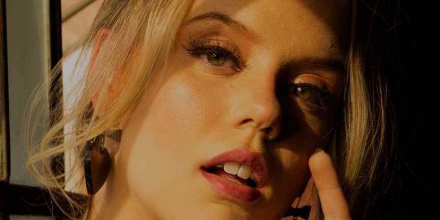 Discover the Hottest Hair Colour Trends Taking the UK by Storm