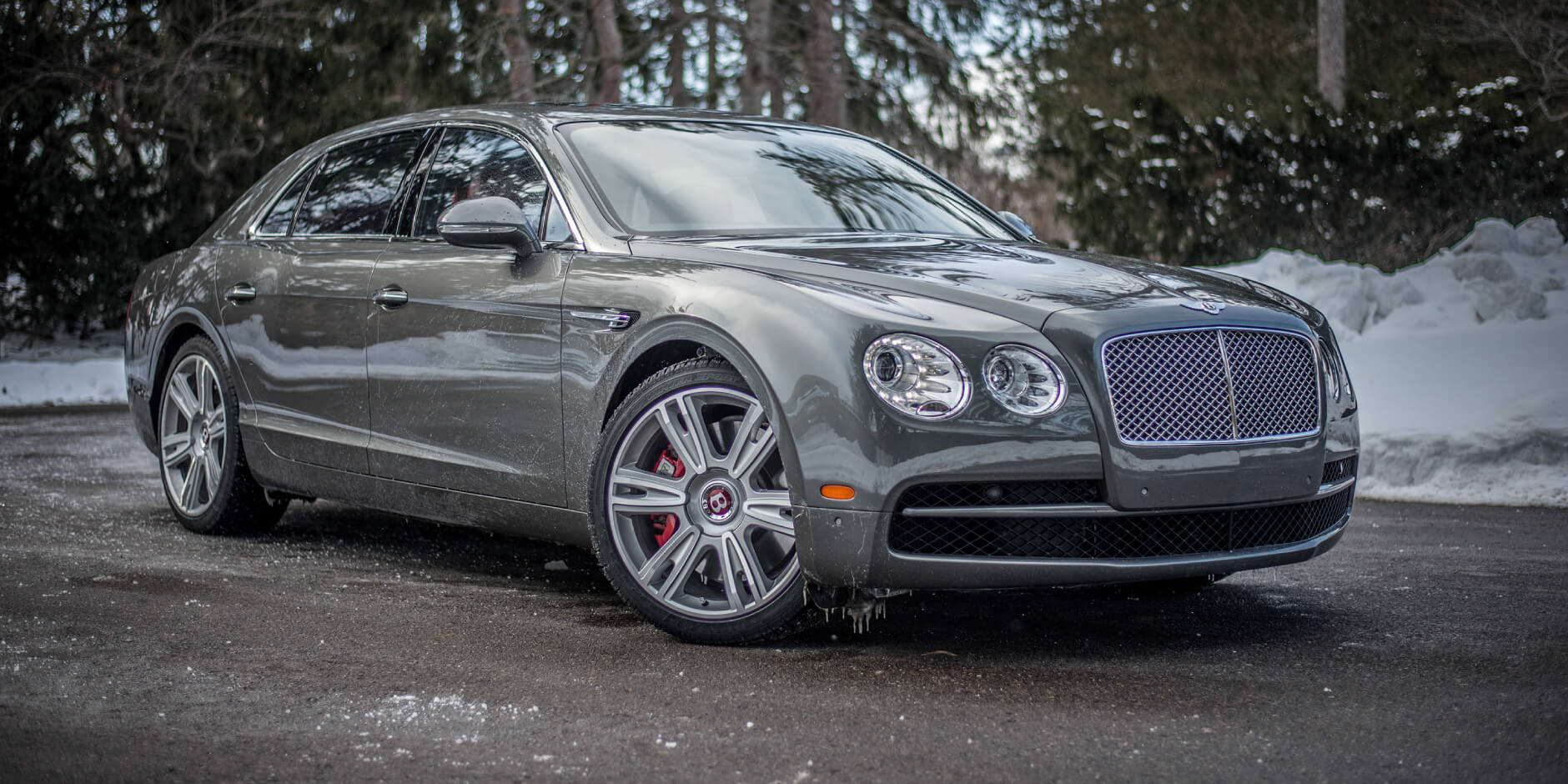 Maximising Comfort on Glasgow City Roads: Tips for Bentley Flying Spur Owners