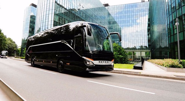 Exploring the Benefits of Coach Hire for Corporate Events