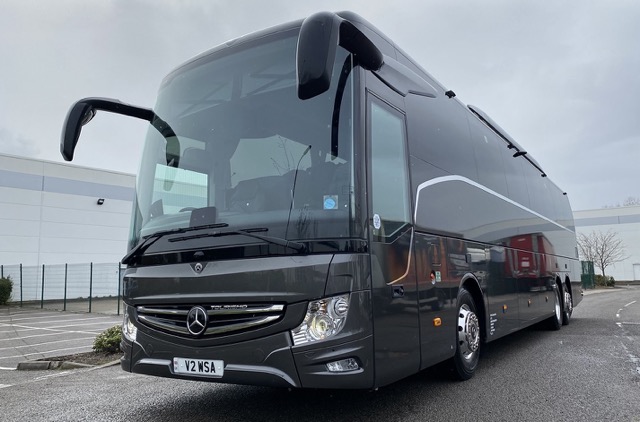 How to Choose the Perfect 50 Seater Coach for Your Group Travel in Armagh