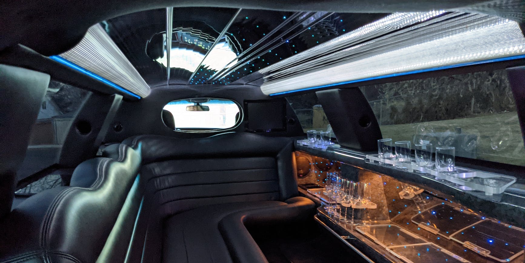 A Comprehensive Guide to Choosing the Perfect Limo for Your London Event