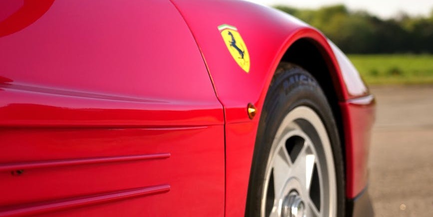 Essential Tips for Renting a Ferrari in the UK