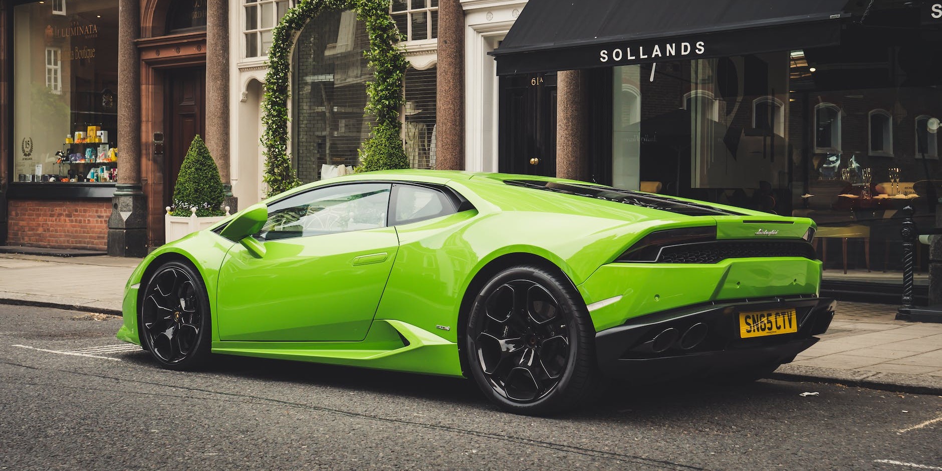 Lamborghini Hire for Special Occasions: Making a Statement Across the UK