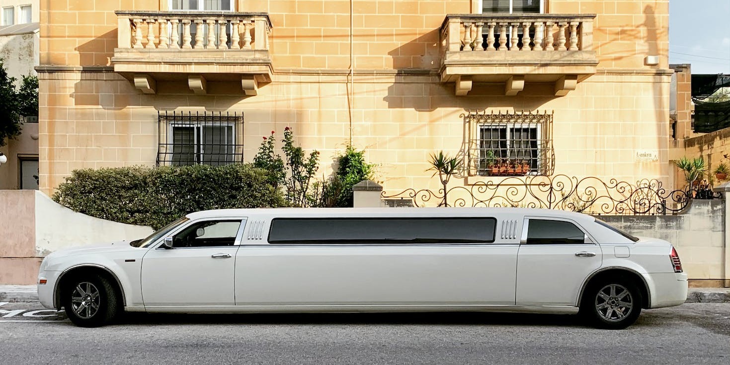 Limo Hire London to Grays