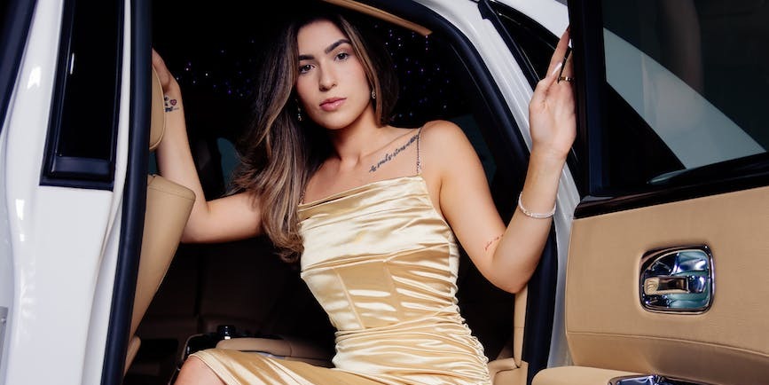 Discover the Best Limo Routes for a Glamorous Night Out in East London