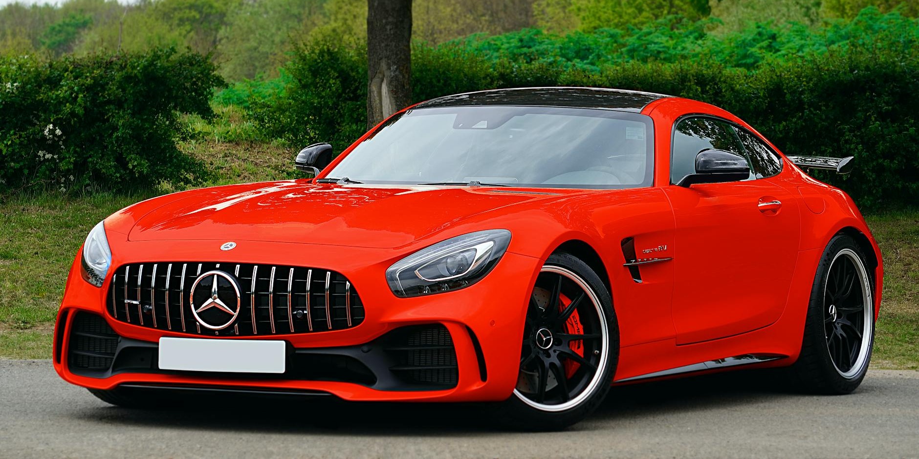 Discover the Top Mercedes Sports Cars to Hire in the UK: Your Ultimate Guide