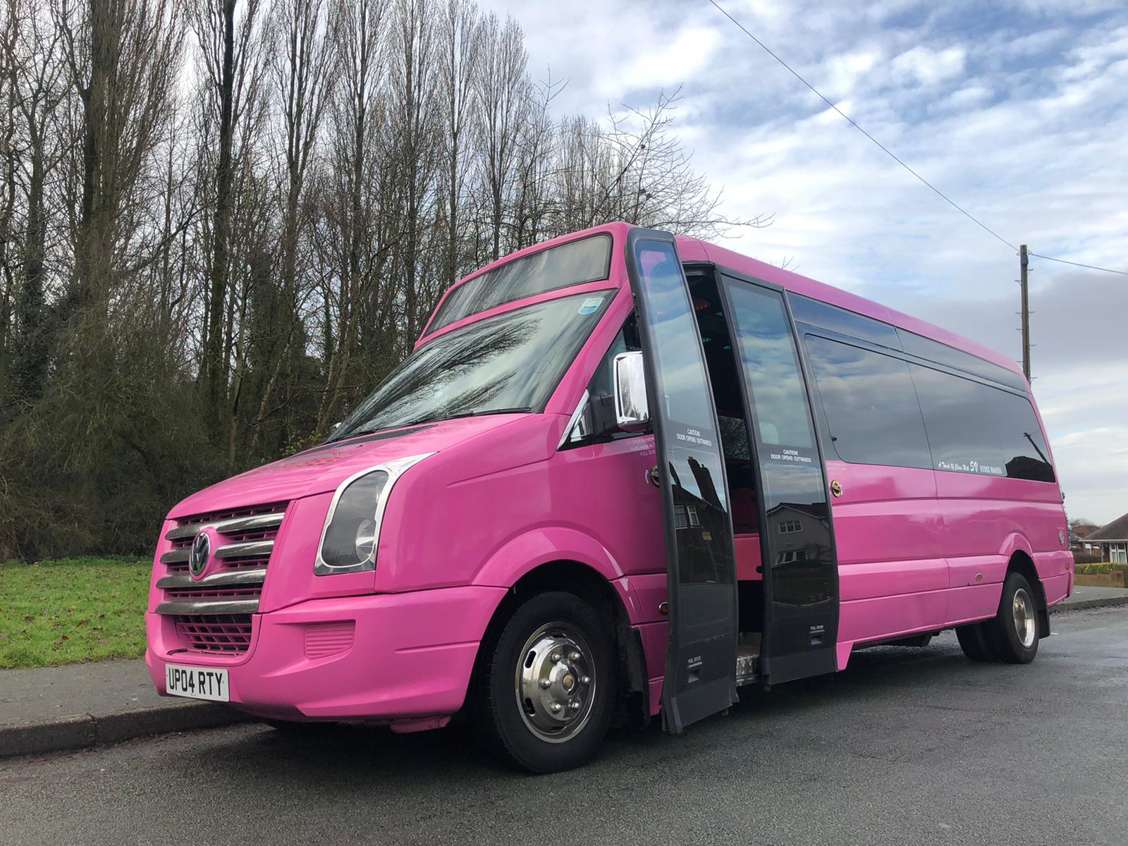 How to Plan the Perfect Group Night Out with a UK Party Bus