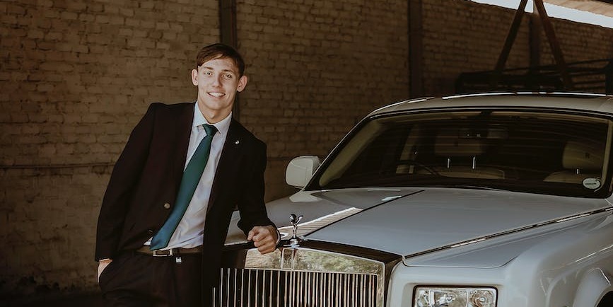 Why Choose a Rolls Royce Phantom for Your UK Wedding