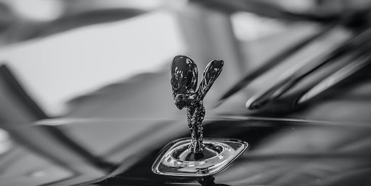 Top Tips for Renting a Rolls Royce Wraith in Flintshire