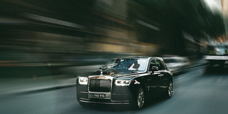 Unravelling the Grandeur: A Journey Inside the Rolls Royce Phantom
