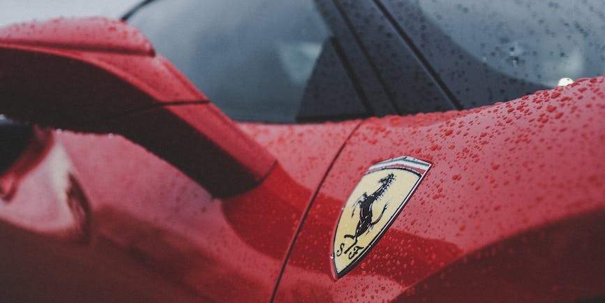 The Ultimate Guide to Hiring a Sports Car for Your Special Occasion