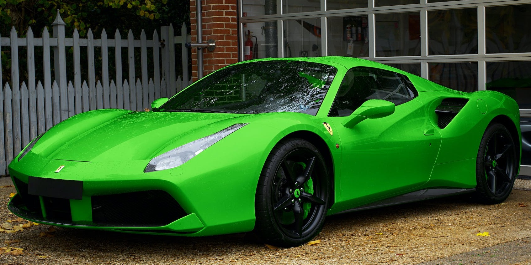 Why Choose a Ferrari for Your Next Supercar Hire in London?