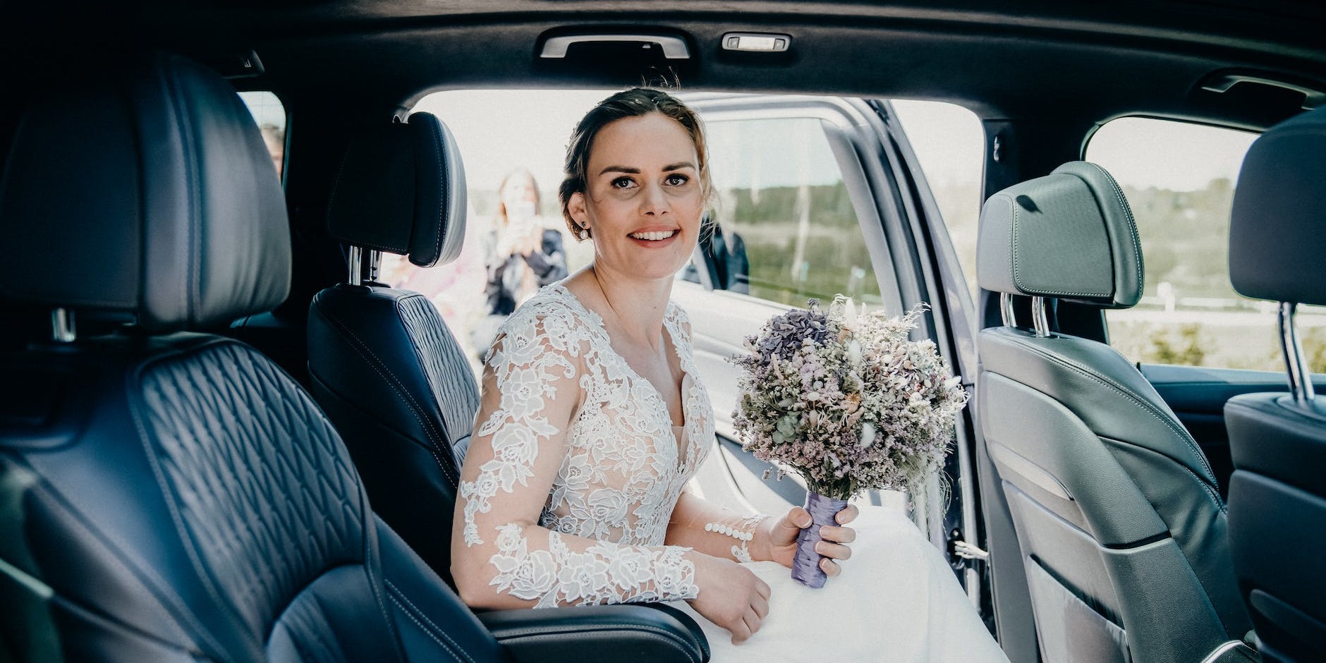 Why the Rolls Royce Dawn is the Perfect Choice for Your Hertfordshire Wedding