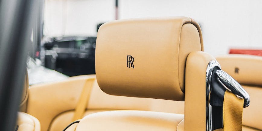 Retro Wedding Car Hire: Rolls-Royce Silver Shadow vs. Ghost | Choosing Between Eras
