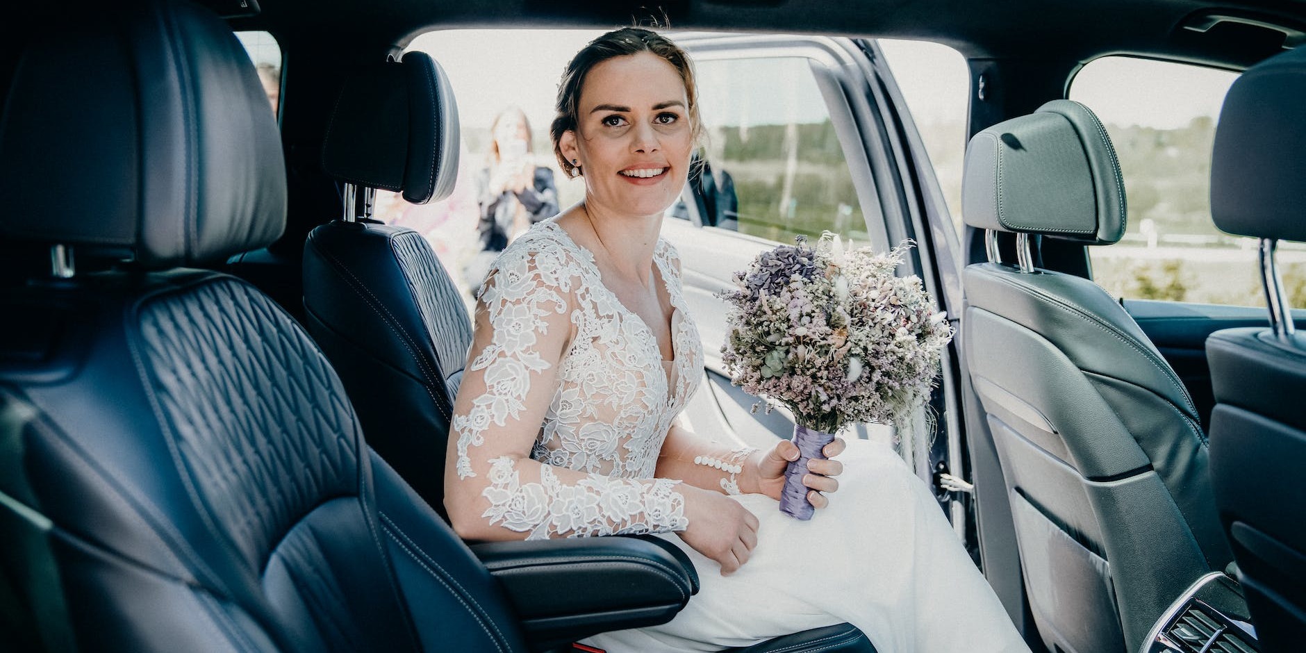 The Ultimate Guide to Wedding Transport Options in the UK