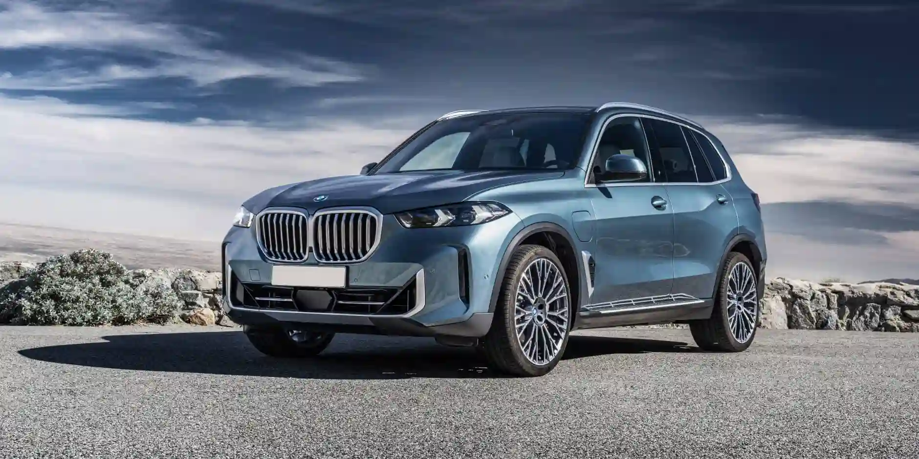 Exploring the Thrill of Self-Drive BMW Hire in Manchester