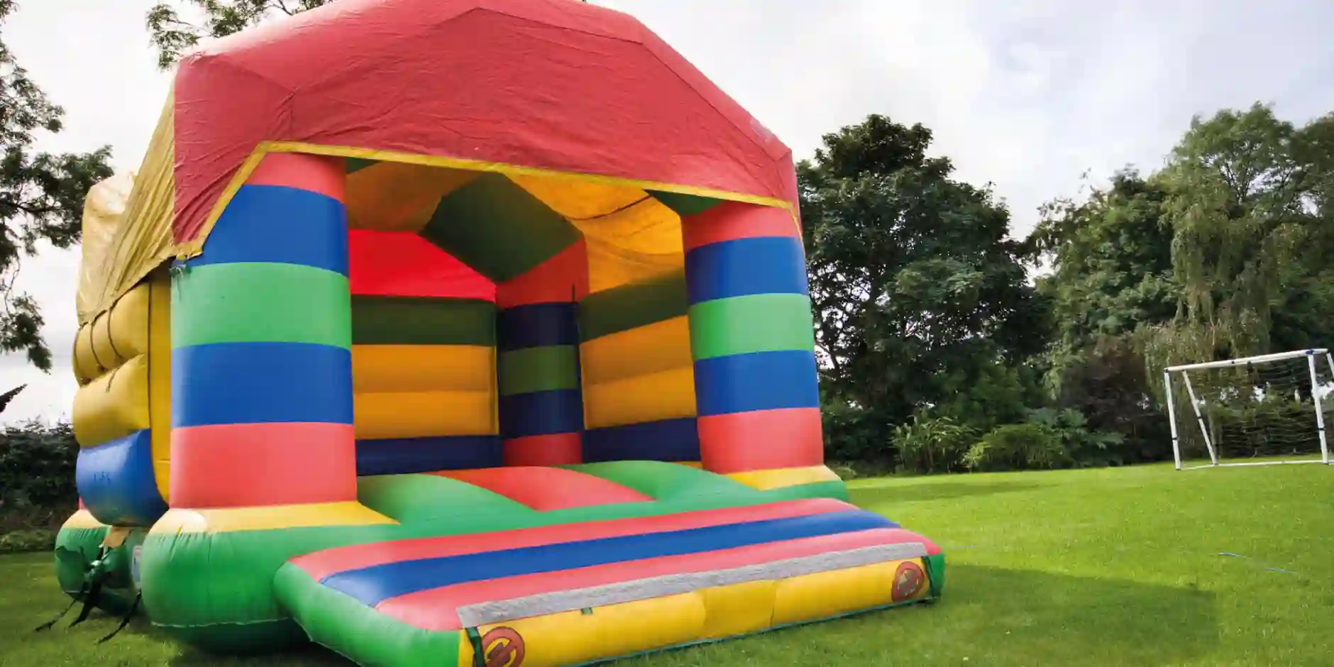 How to Choose the Perfect Bouncy Castle for Your Event in Bangor