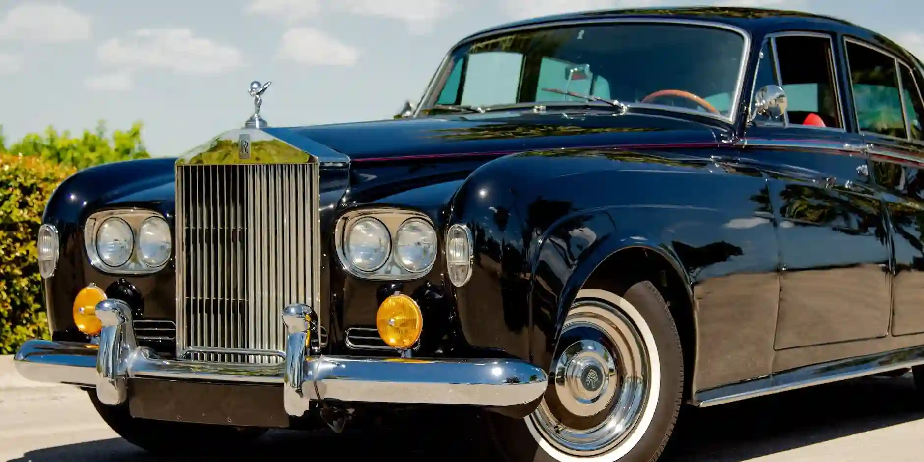 Top 10 Most Instagrammable Classic and Vintage Wedding Cars UK