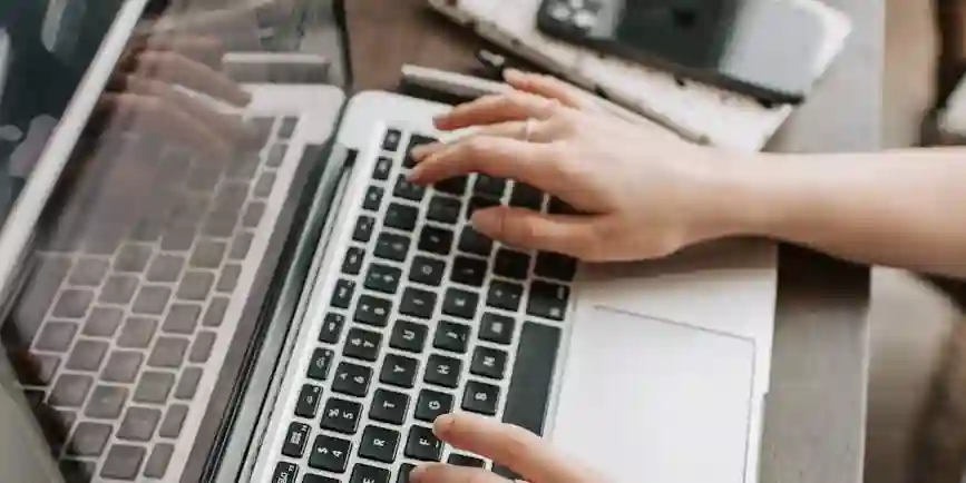 How Search Engines Shape Online Reputation Management in Bristol