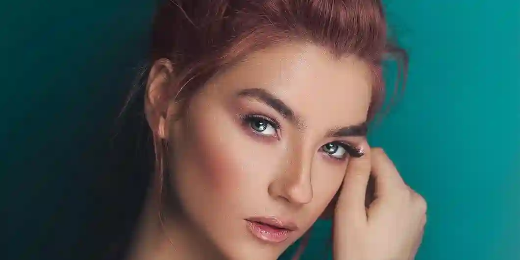 How to Choose the Perfect Mobile Hair and Makeup Artist for Your Event in Clapham