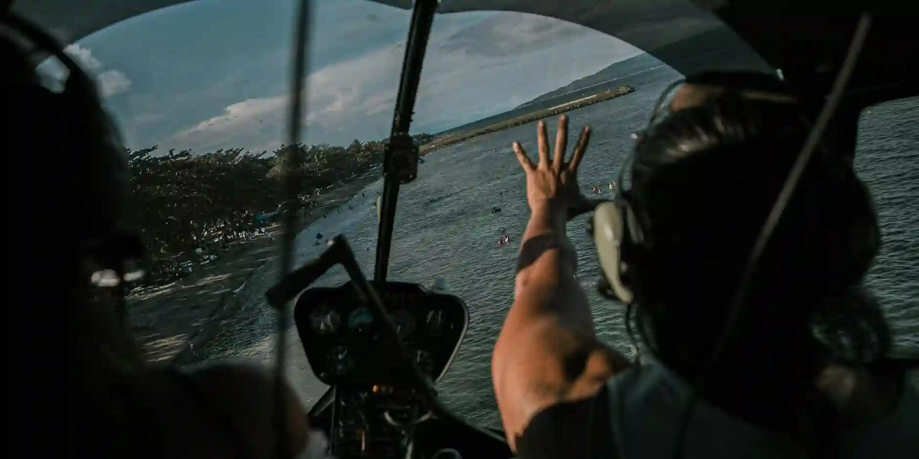 How to Choose the Perfect Helicopter Hire for Your Special Occasion in Matlock
