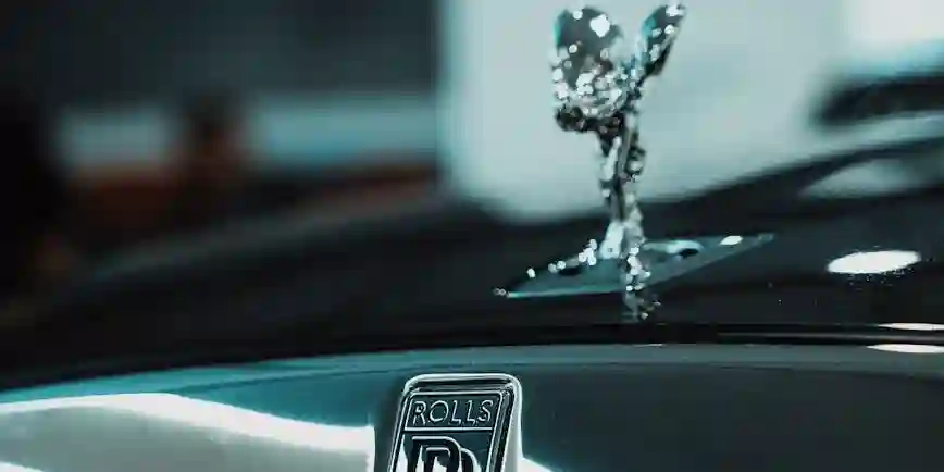 What to Consider When Hiring a Minibus for Your Next Group Adventure