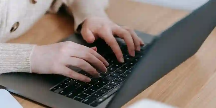 What to Consider When Hiring a Coach in Manchester