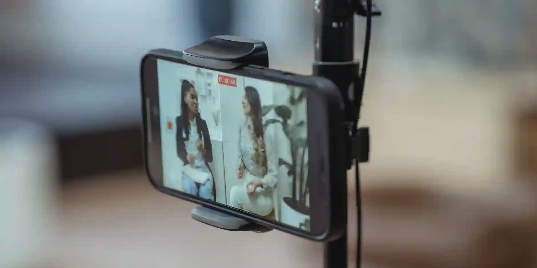 How to Find the Perfect Influencer for Your Brand in London