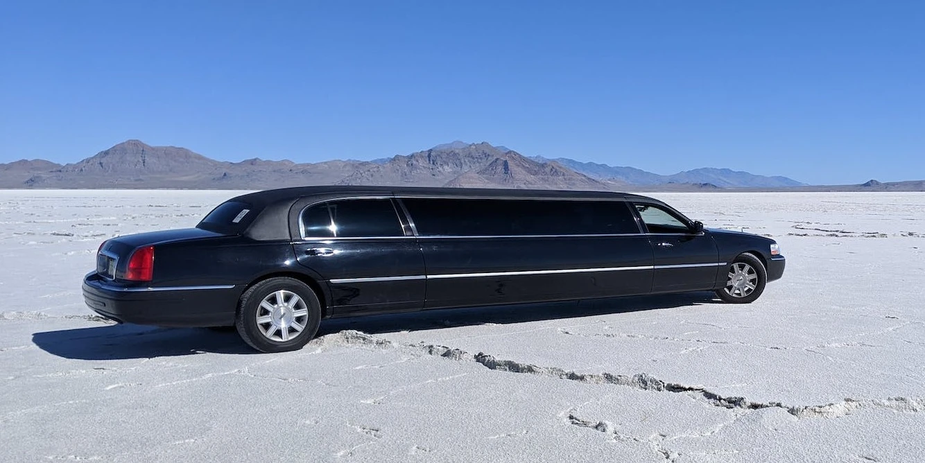 Limo Hire to the FA Cup semi-finals 2024: Coventry City v Manchester United - 21st April 2024