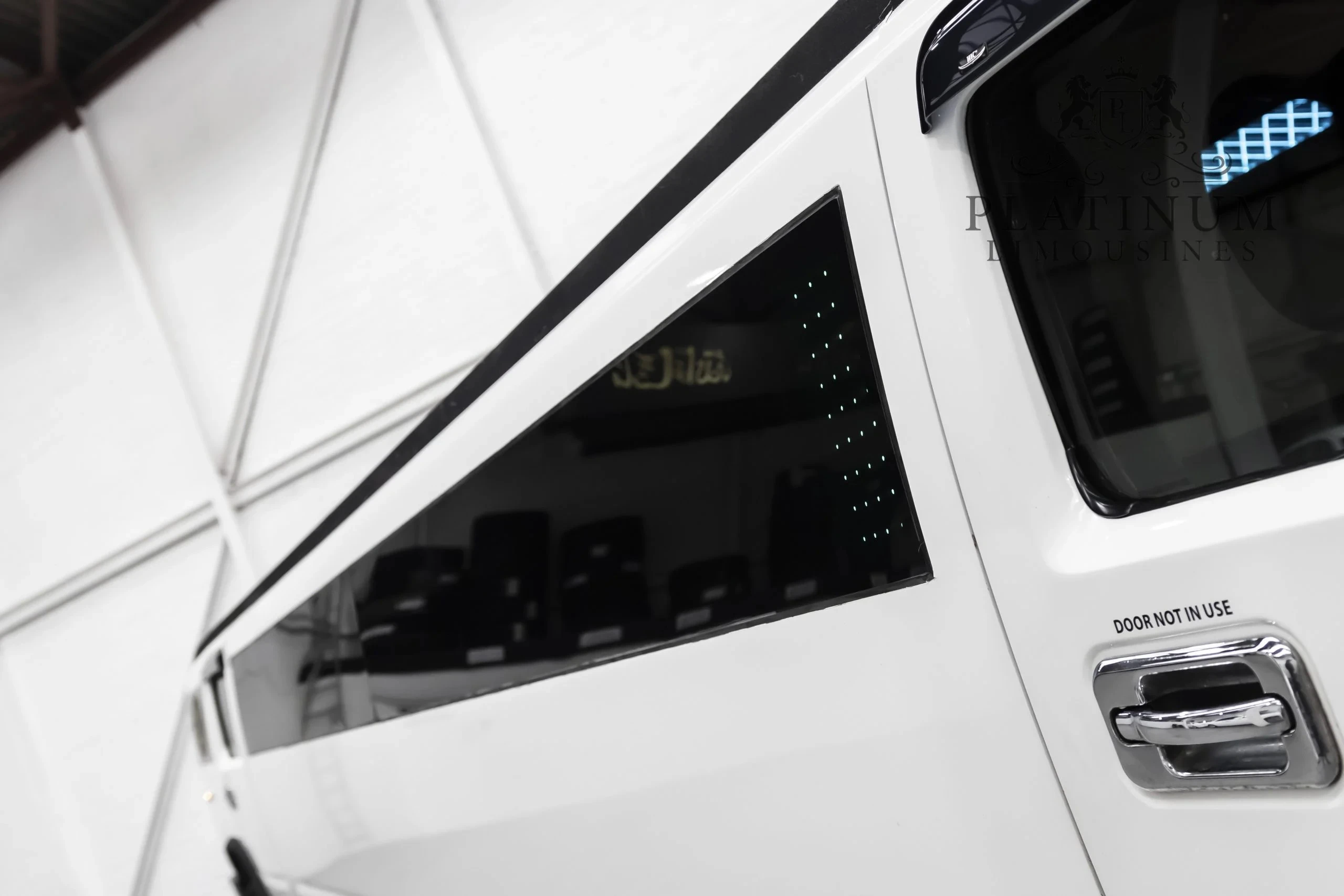 Limo Hire to the FA Cup semi-finals 2024: Manchester City v Chelsea - 20th April 2024