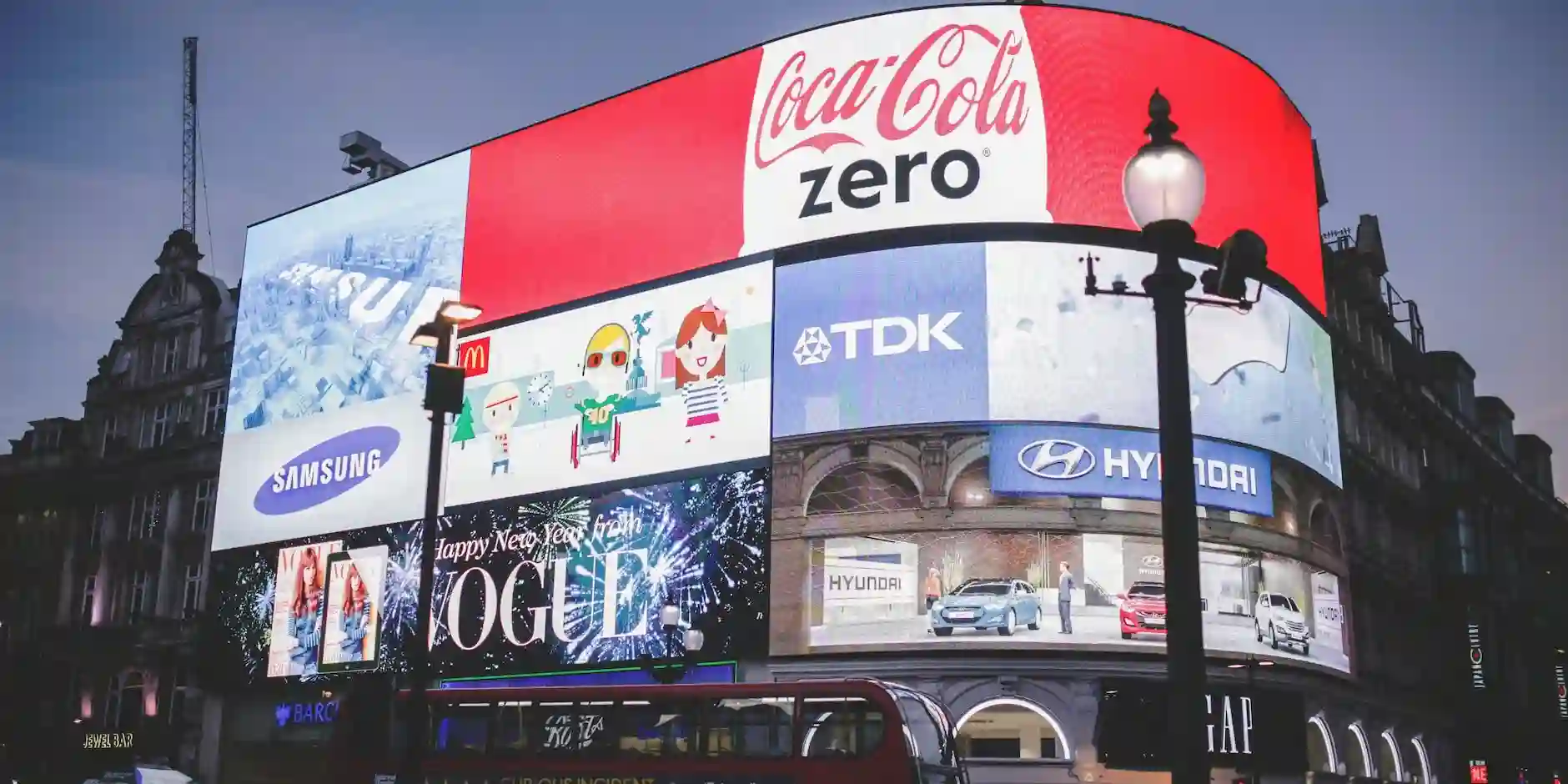 How to Spend a Perfect Day in Southbank: Tips from Locals