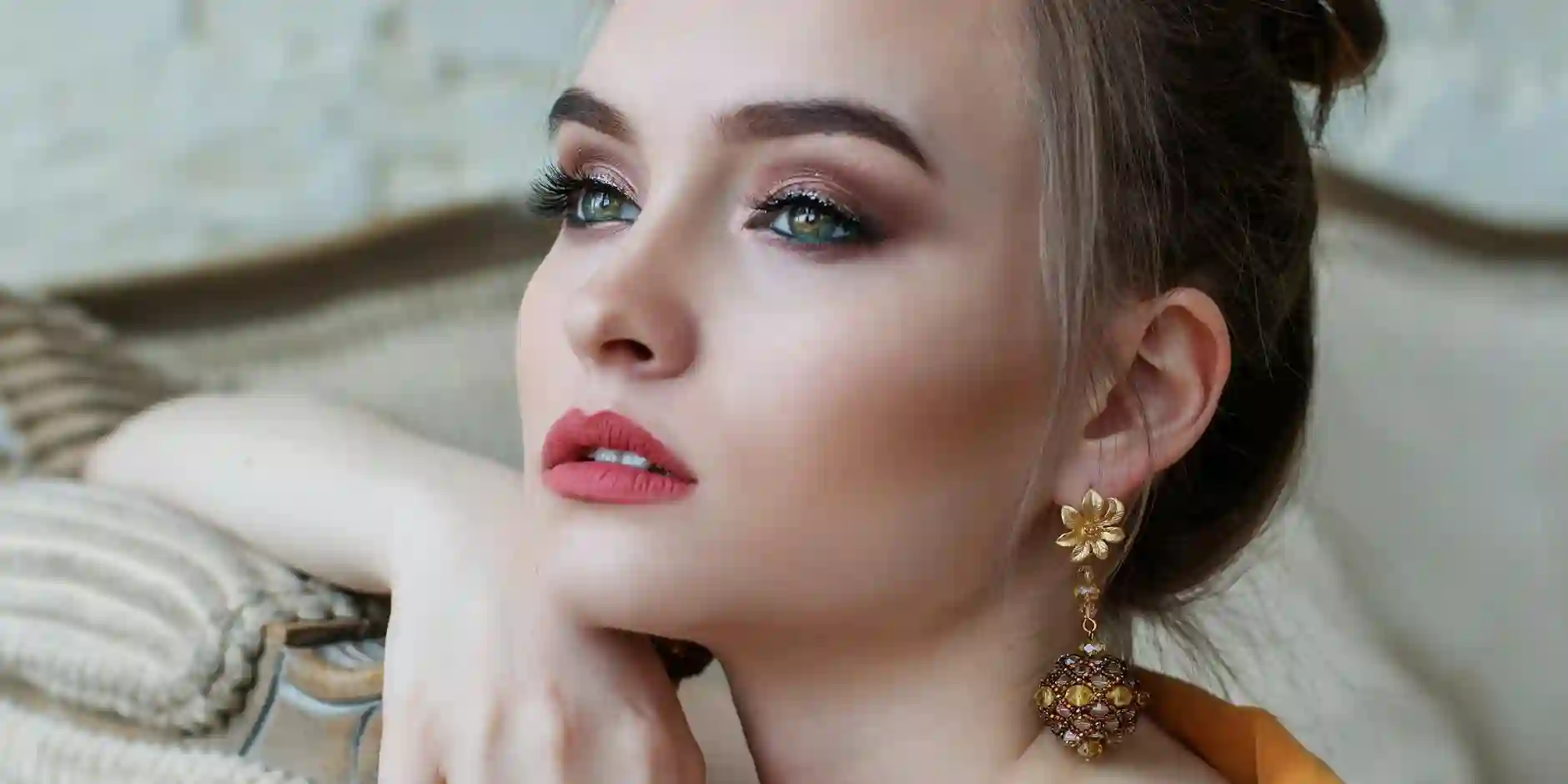 How to Master the Latest Makeup Trends for a Stunning Look in Inverness