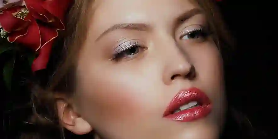Exploring Bold Lip Colours: Hertford's Hottest Makeup Trend