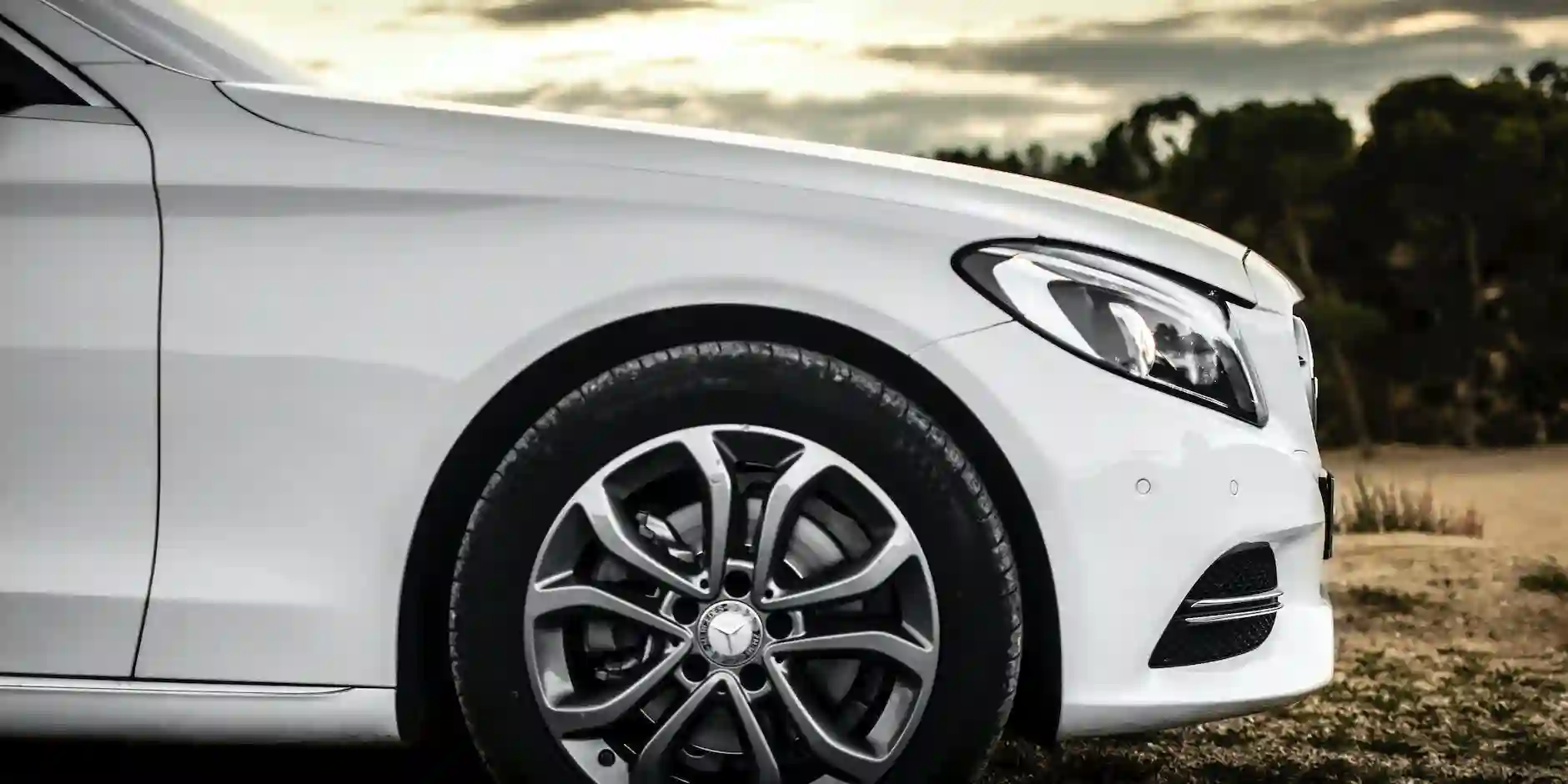 Discover the Benefits of Hiring a Mercedes for Your Next Corporate Event