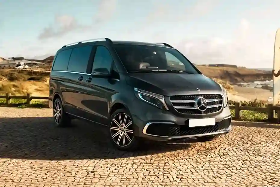 Why Choose Mercedes V-Class Hire for Your Next Event in Banbury?