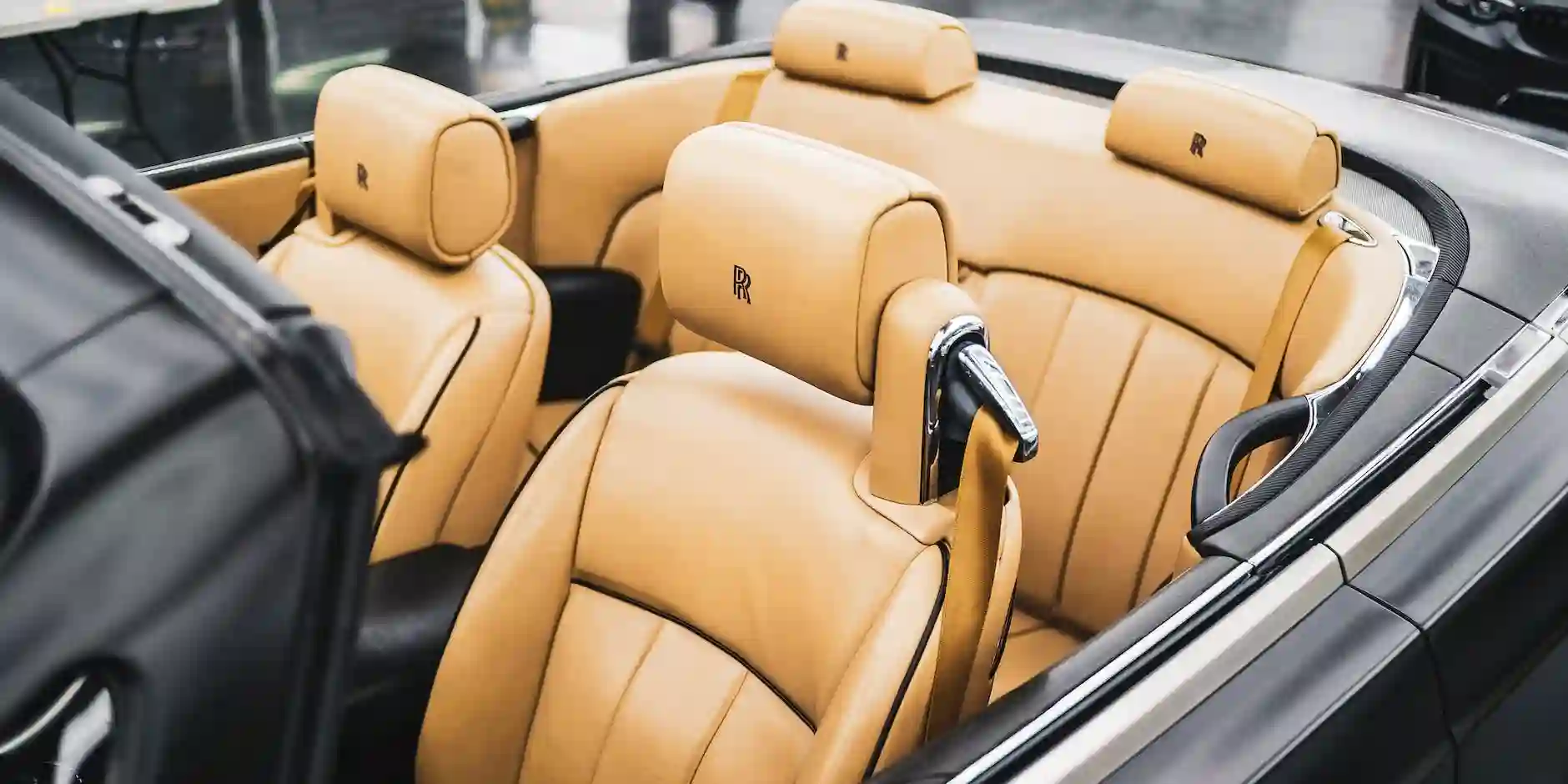 Top Tips for Booking the Best Last-Minute Prom Car Without Breaking the Bank
