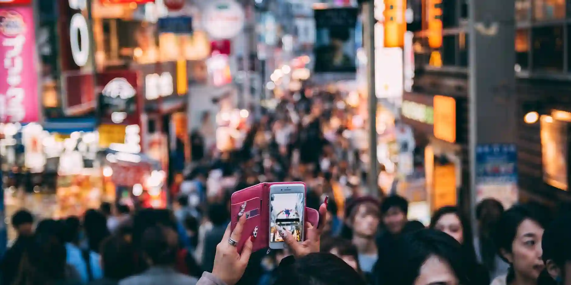 The Role of Public Relations in Crisis Management: Essential Tips for UK Companies