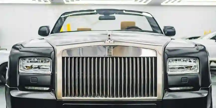Why Choose a Rolls Royce for Your Next Event in Southampton?