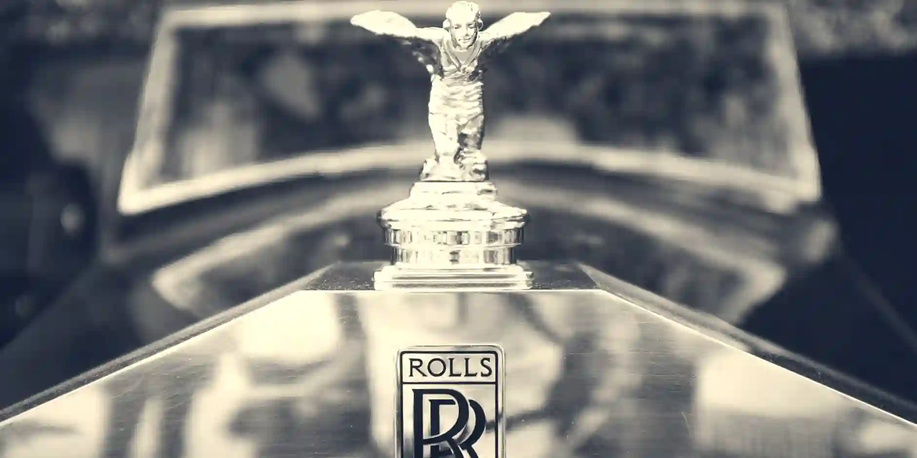 Exploring the Elegance of Rolls Royce Ghost Hire for Your Next Celebration in Ventnor