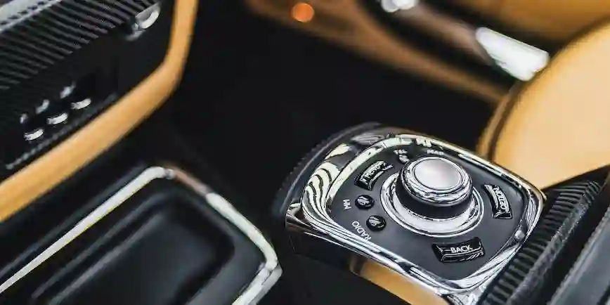 Discover the Elegance of Rolls Royce Phantom Hire for Your Special Occasion in Conwy