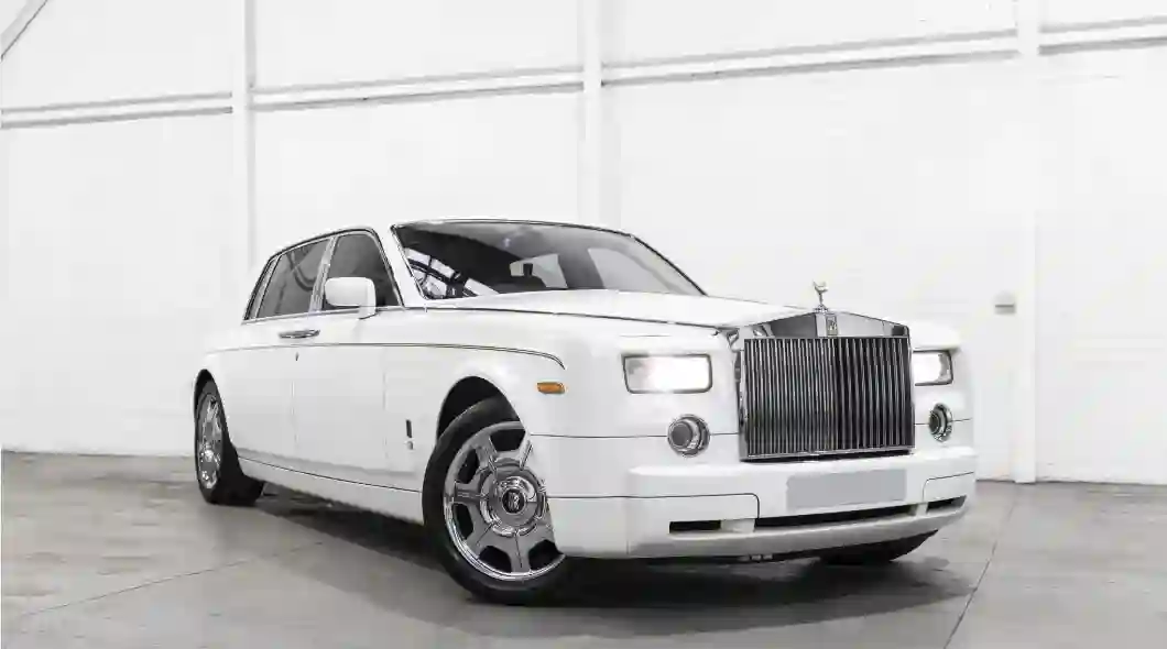 Arrive in Style: Why Rolls-Royce is the Ultimate Prom Car Choice in Ipswich