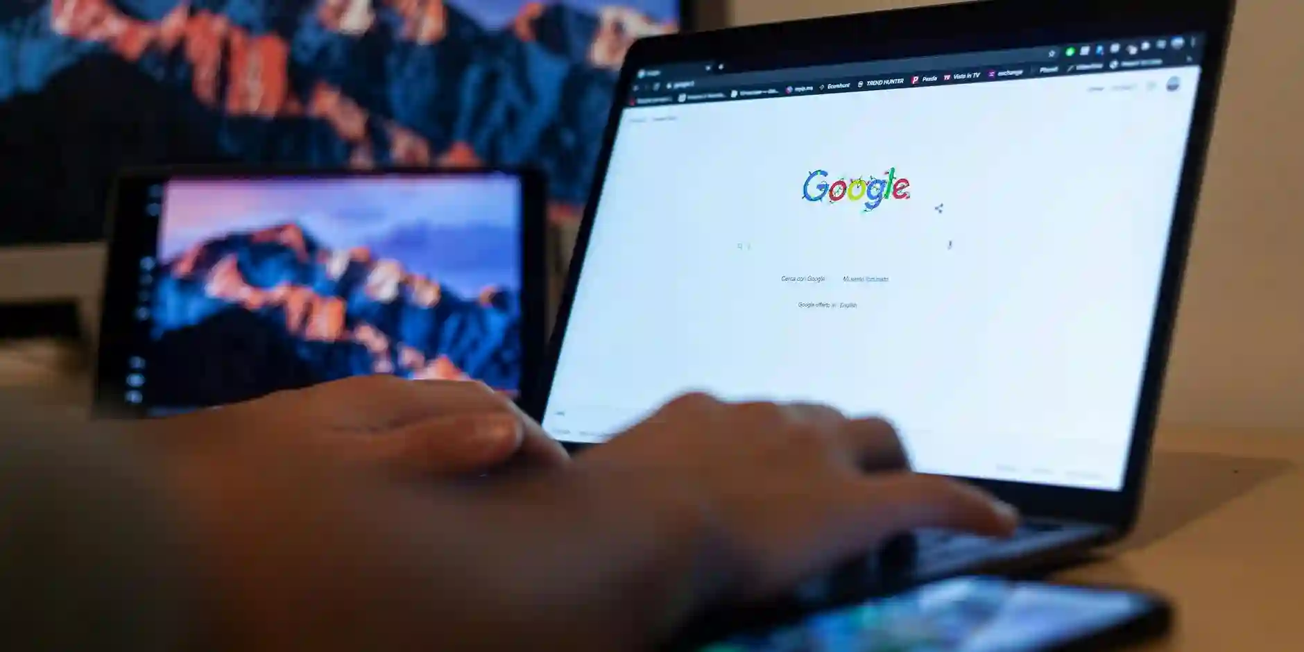 How Do Search Engines Handle Legal Content? Tips for Law Firms in Manchester