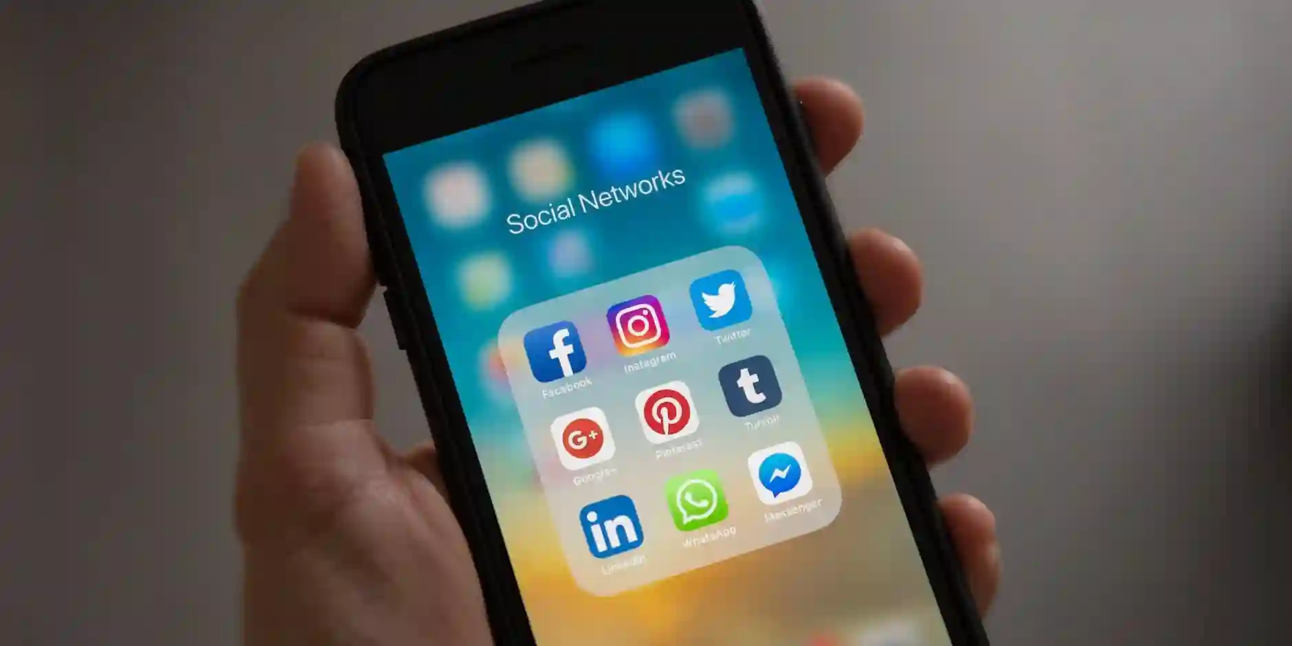What Are the Latest Social Media Trends to Watch Out for in 2024?