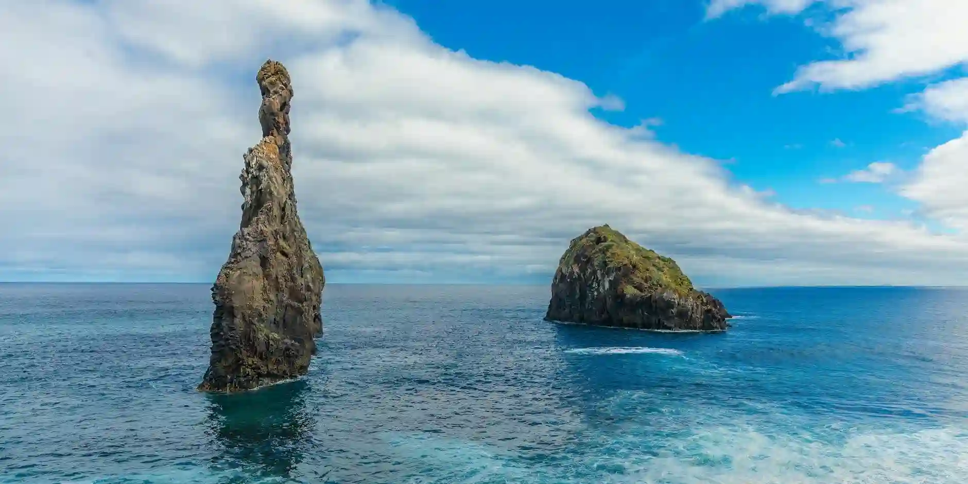 Exploring Travel Insurance Options: What You Need to Know Before Visiting Edinburgh