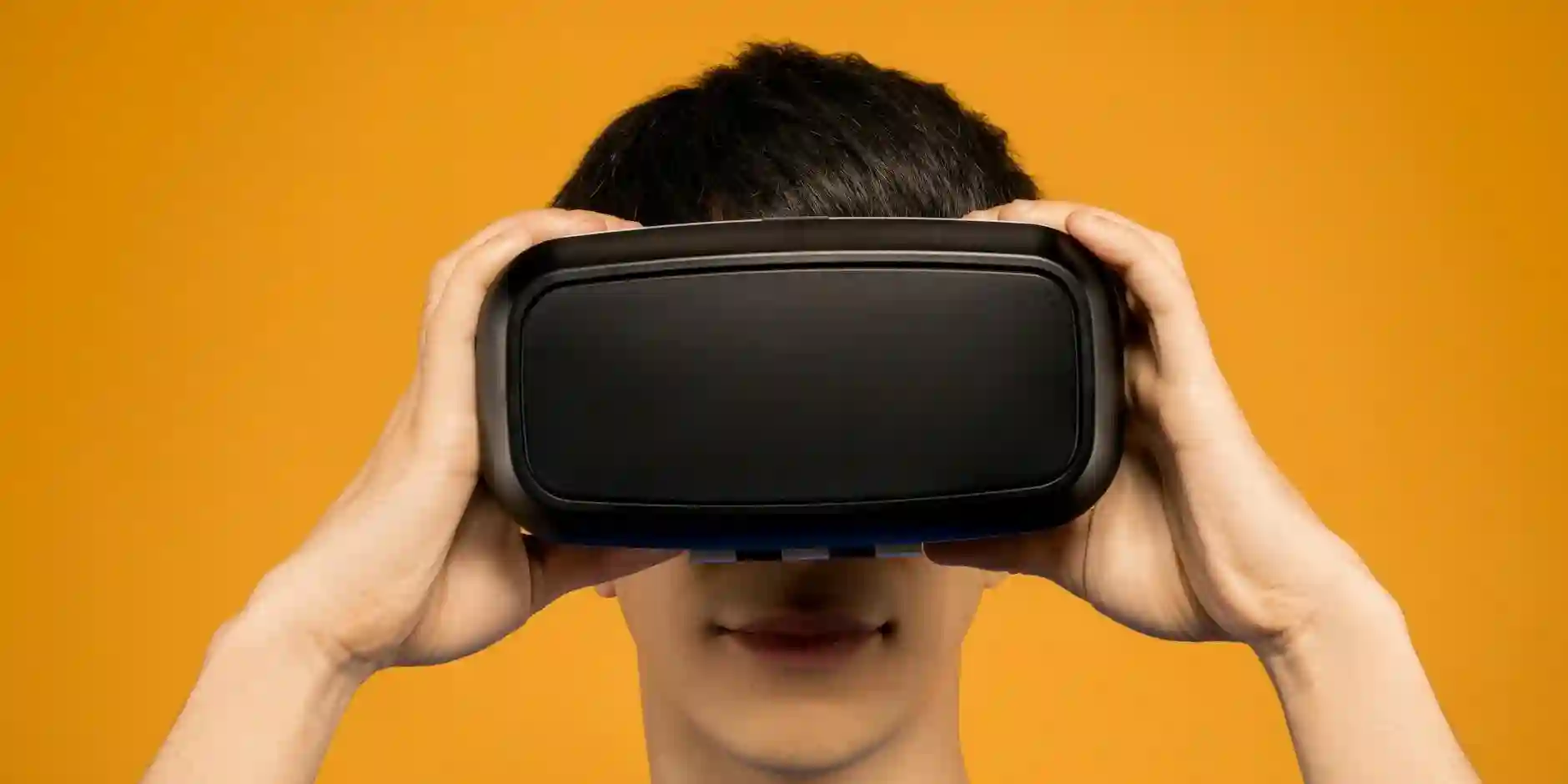 Exploring Virtual Reality: How VR is Transforming Travel Experiences in London