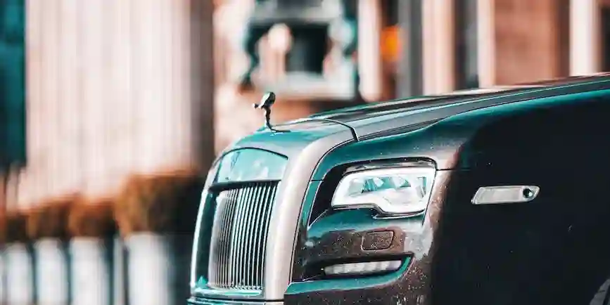 Top Tips for a Seamless Wedding Car Hire Experience in Romford