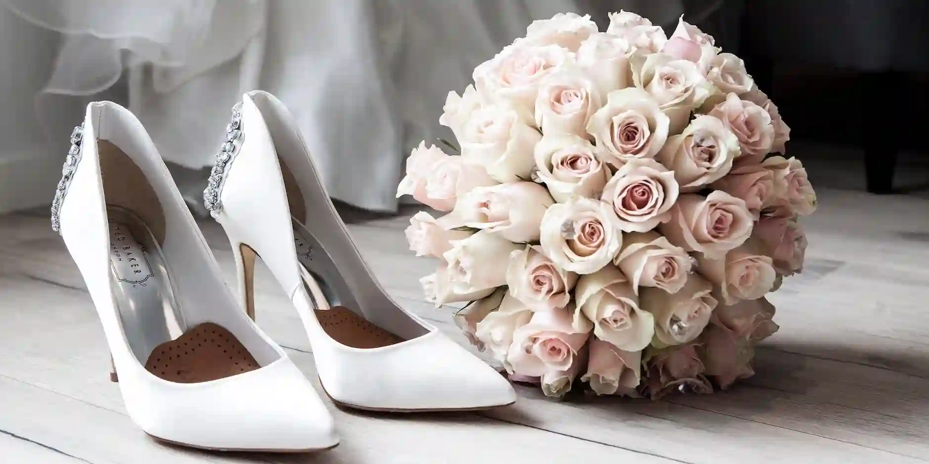 Top Tips for Hiring a Coach for Your Big Day in the UK