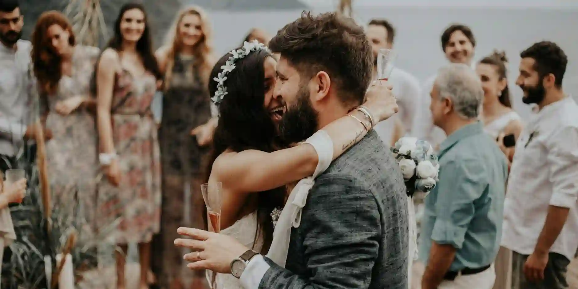 Managing Wedding Day Nerves: Expert Tips for Staying Calm and Healthy