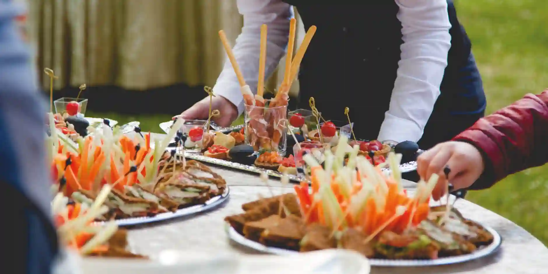 The Ultimate Guide to Choosing Your Perfect Wedding Cake in Manchester