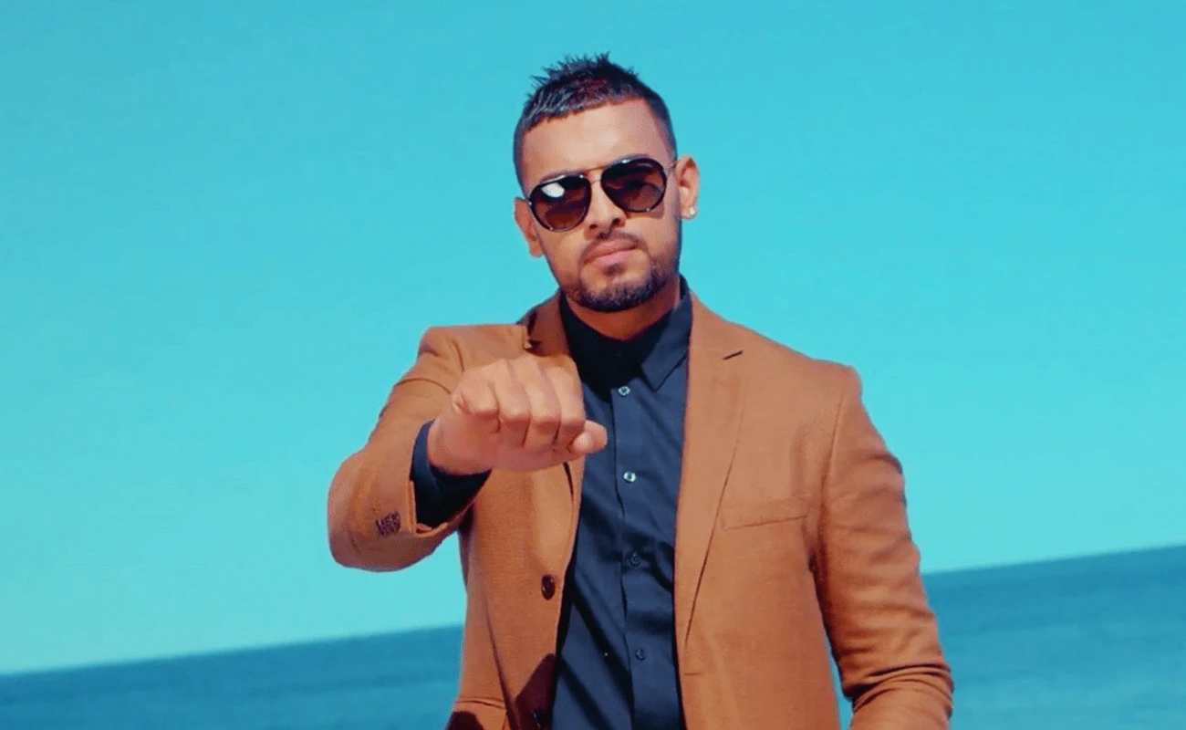 Garry Sandhu, Punjabi singer